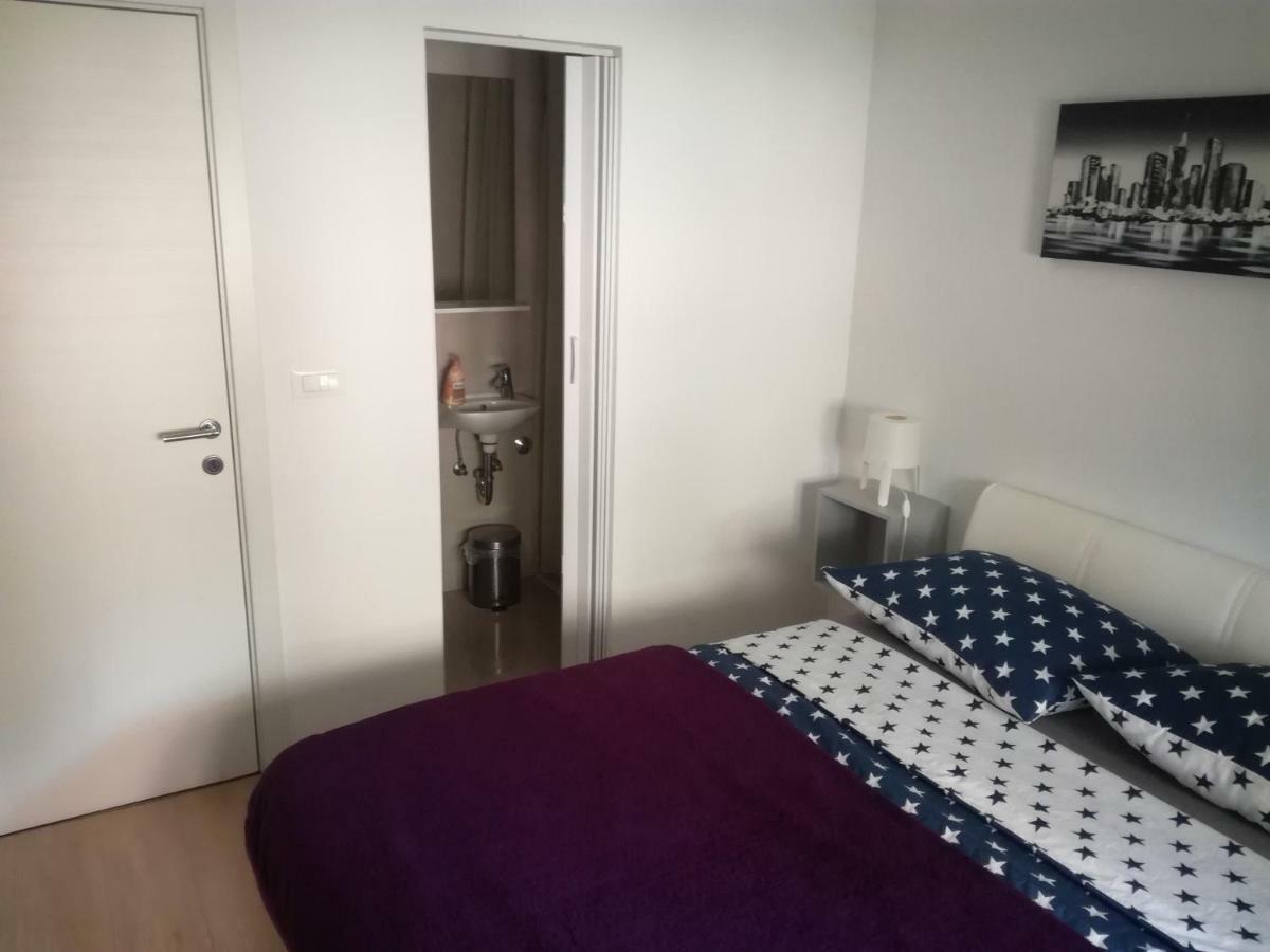 Soba U Centru Penzión pre hostí *